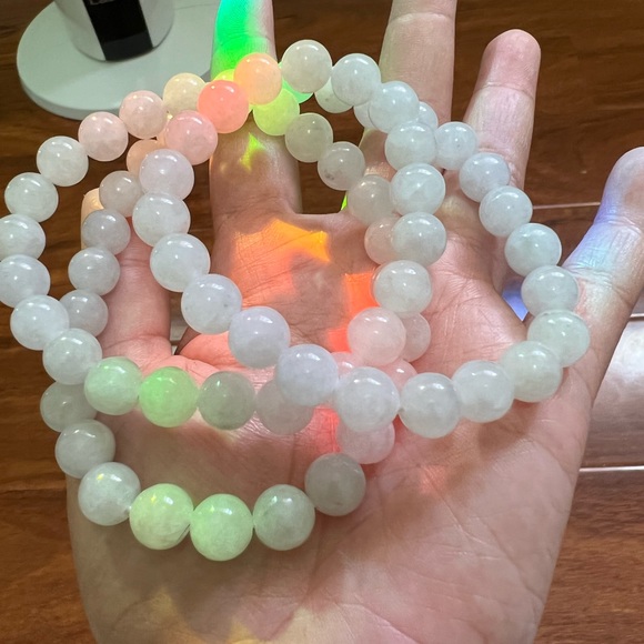 Jade necklace - Picture 4 of 8